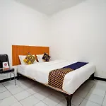 SPOT ON 90200 Pondok Sabaraya Cileunyi
